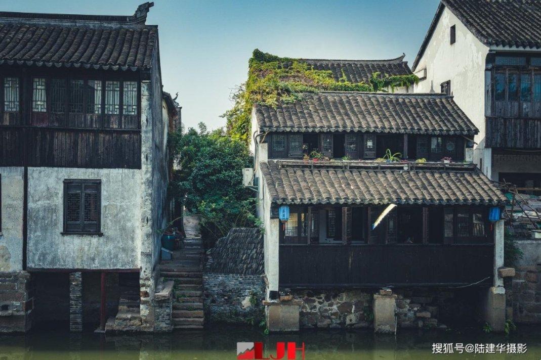 经常凌晨3-4点醒来,之后就难以入睡,这4个“因素”或许是答
